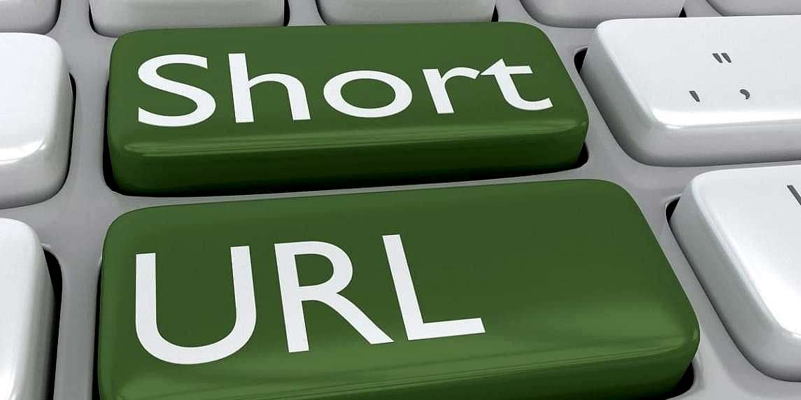 On Yazılım tarafından sunulmuş link Kısaltma Servisleri Nedir, Ne İşe Yarar konusunu anlatan kısa url yazılı görsel